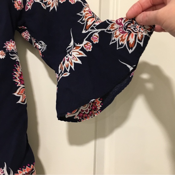 OLD NAVY Floral Blouse Flutter Bell Sleeve Off The Shoulder Navy Blue Small - Picture 3 of 7